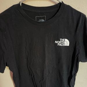 women’s north face tee